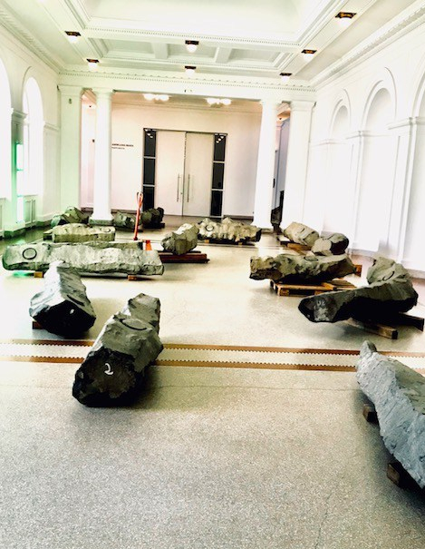 beuys-3-hamburger-bahnhof-femalegazesite.wordpress.com