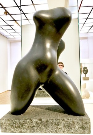 female-torso-hamburger-bahnhof-femalegazesite.wordpress.com