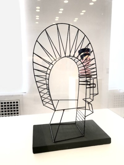 sculpture-hamburger-bahnhof-femalegazesite.wordpress.com