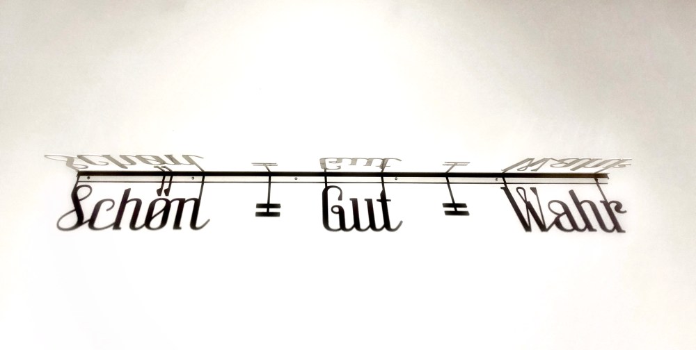 sagmeister-und-walsh-beauty-female-gaze-blog-6